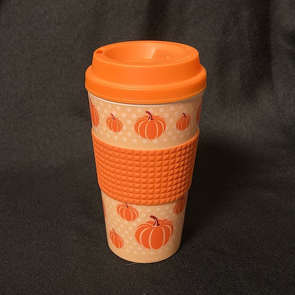 Orange Pumpkin Plastic Travel Cup 8 oz Screw on Lid - Picture 4 of 10